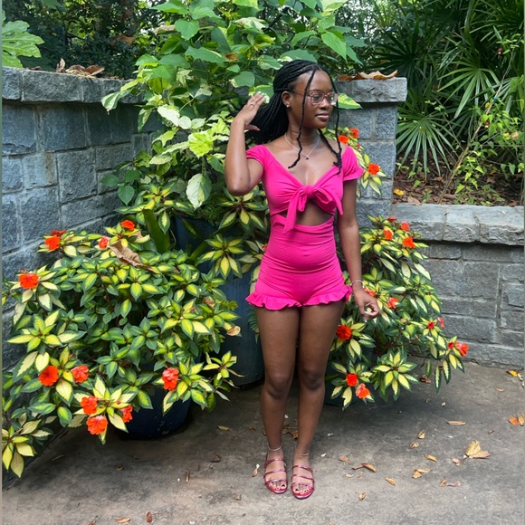 Pink Ruffle Romper - Picture 3 of 3